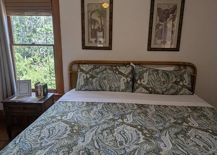 The Oliver House - Adults Only