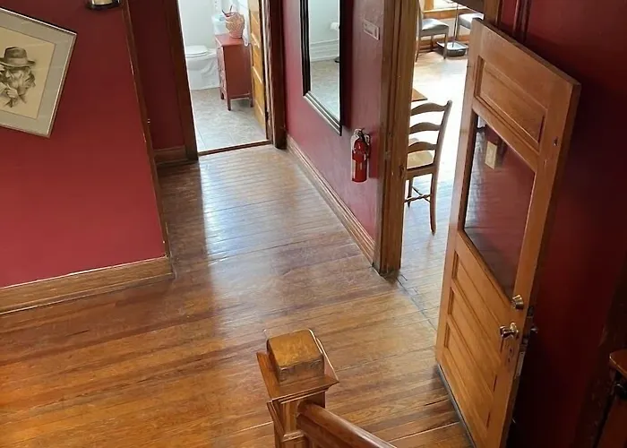 The Oliver House - Adults Only *